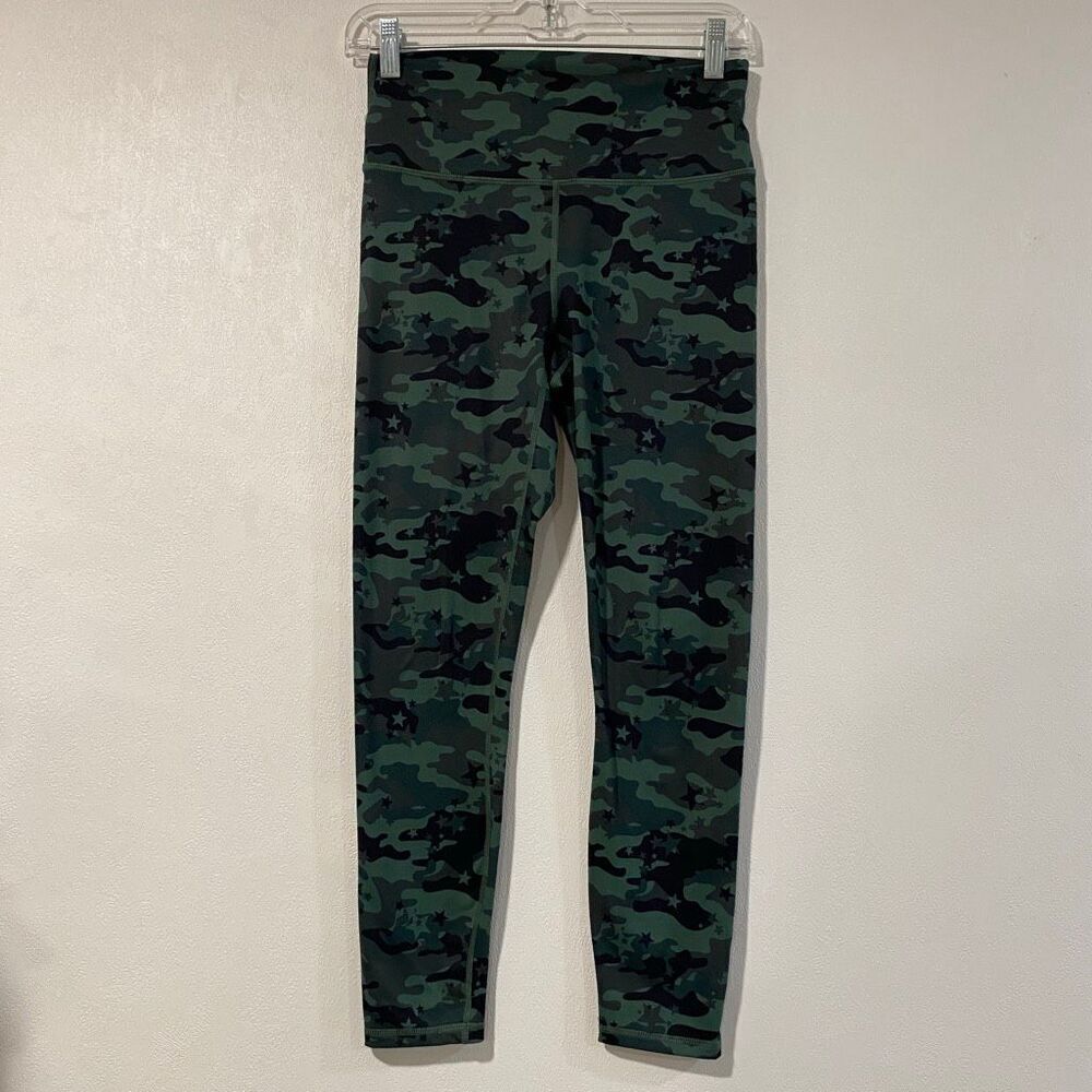 Fabletics PowerHold Leggings Size Small | Green Camo High Rise Compression Worko